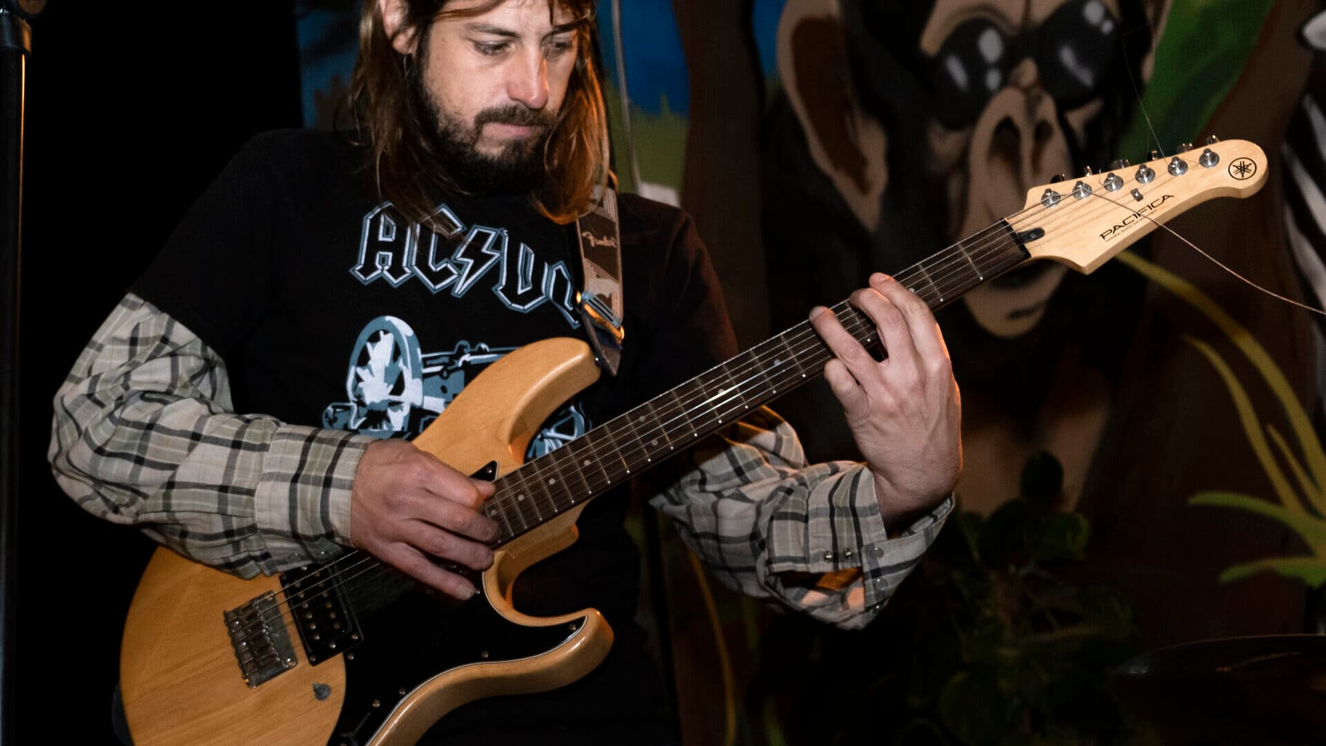 Live music at Jungle Joy Gżira